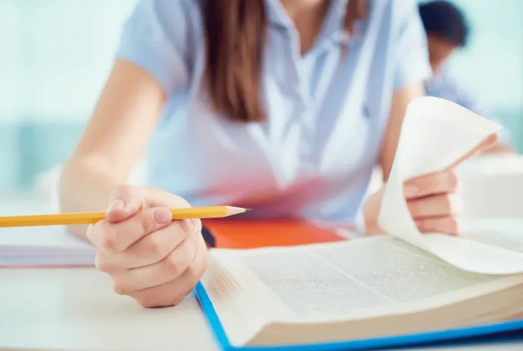 Mastering the Art of Academic Writing: Tips for High-Scoring Assignments